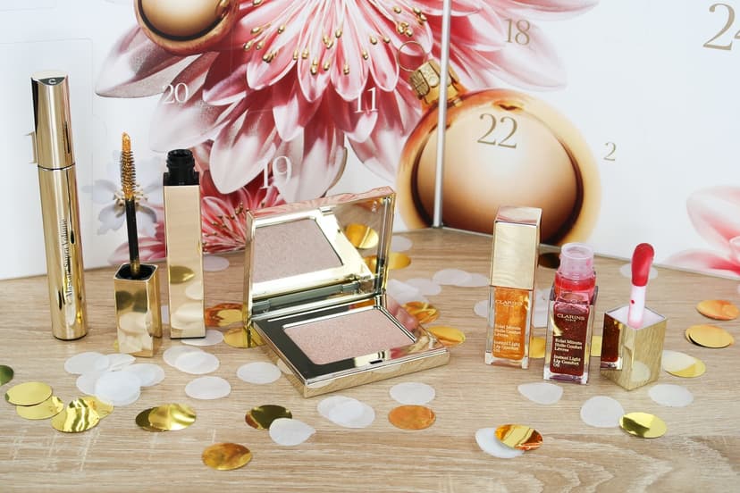 Prête-à-Briller &#8211; la collection de maquillage de Noël signée CLARINS
